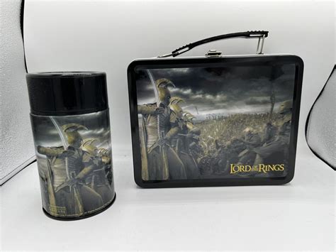 Vintage The Lord Of The Rings Collectible Metal Lunchbox By 